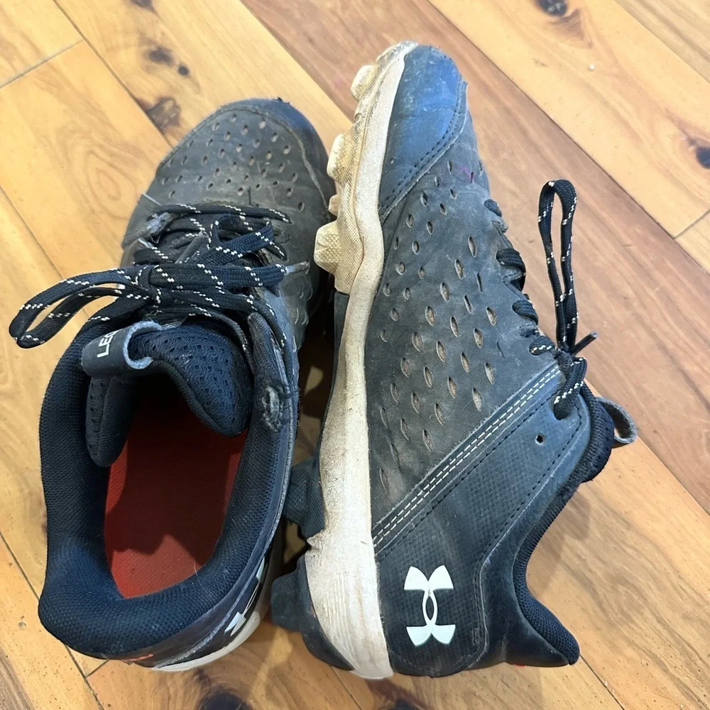 Under Armour. Black and White Sports Cleats